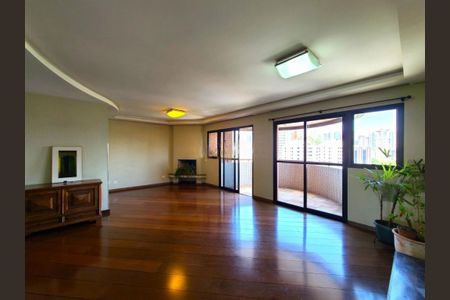 Apartamento à venda com 140m², 3 quartos e 3 vagas