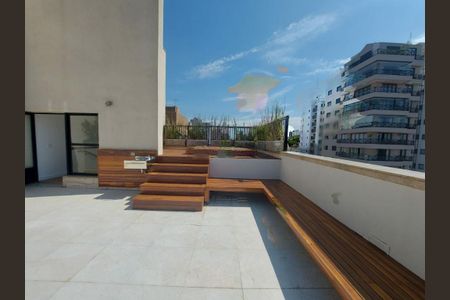 Apartamento à venda com 222m², 2 quartos e 4 vagas