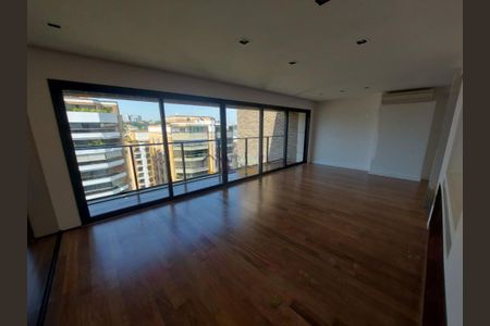 Apartamento à venda com 222m², 2 quartos e 4 vagas