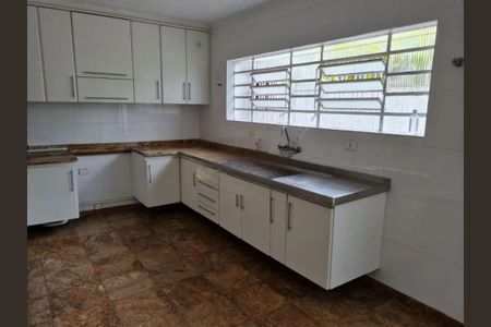 Casa para alugar com 333m², 5 quartos e 5 vagas