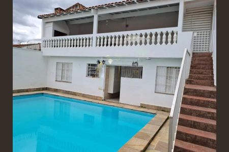 Casa para alugar com 333m², 5 quartos e 5 vagas