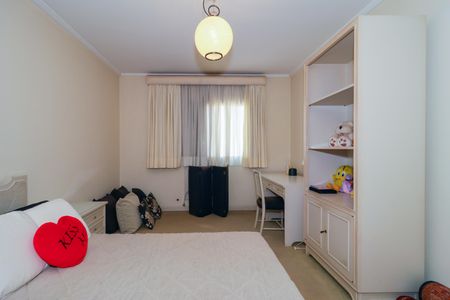 Apartamento à venda com 945m², 4 quartos e 4 vagas Apartamento à venda com 945m², 4 quartos e 4 vagasSuíte 3