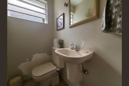 Casa à venda com 149m², 2 quartos e 2 vagas