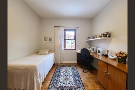 Casa à venda com 149m², 2 quartos e 2 vagas