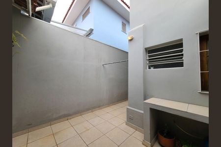 Casa à venda com 149m², 2 quartos e 2 vagas