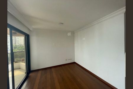 Apartamento para alugar com 242m², 4 quartos e 4 vagas