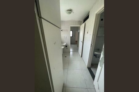 Apartamento para alugar com 242m², 4 quartos e 4 vagas