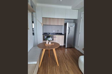 Apartamento à venda com 32m², 1 quarto e 1 vaga