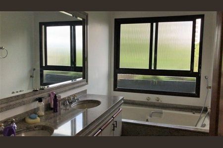 Apartamento à venda com 170m², 4 quartos e 4 vagas