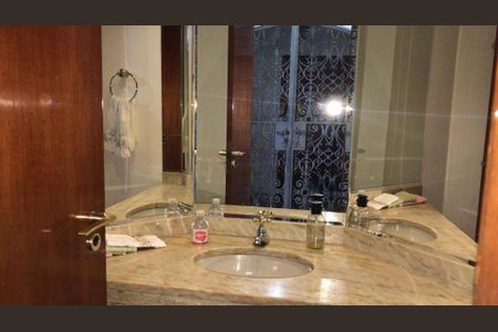 Apartamento à venda com 170m², 4 quartos e 4 vagas