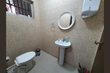 Casa à venda com 320m², 4 quartos e 6 vagas