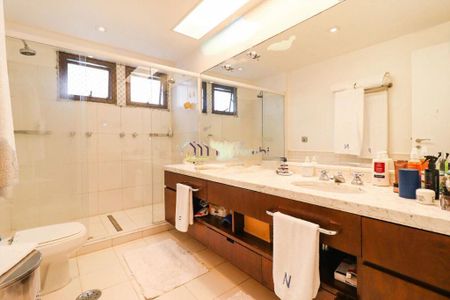 Apartamento à venda com 232m², 4 quartos e 3 vagas