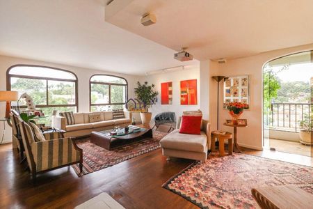 Apartamento à venda com 232m², 4 quartos e 3 vagas