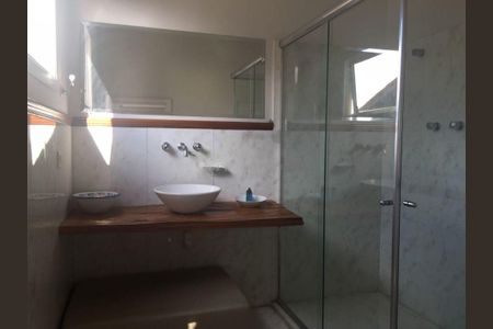 Casa à venda com 700m², 4 quartos e 2 vagas