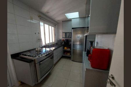 Apartamento à venda com 101m², 2 quartos e 2 vagas