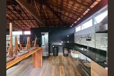 Apartamento à venda com 101m², 2 quartos e 2 vagas