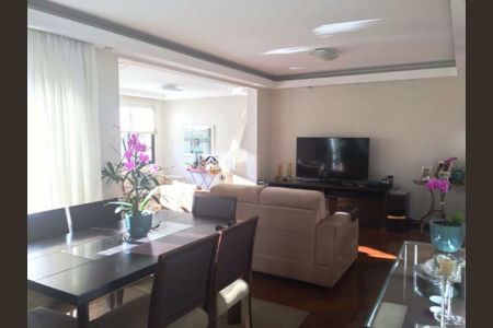 Apartamento à venda com 150m², 4 quartos e 3 vagas