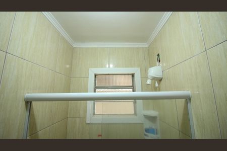 Casa à venda com 70m², 2 quartos e sem vaga Casa à venda com 70m², 2 quartos e sem vagaBanheiro