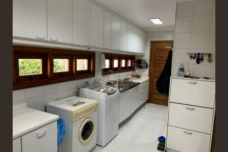Casa à venda com 594m², 5 quartos e 6 vagas