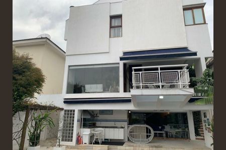Casa à venda com 594m², 5 quartos e 6 vagas