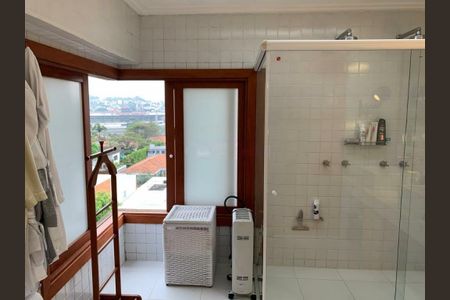 Casa à venda com 594m², 5 quartos e 6 vagas