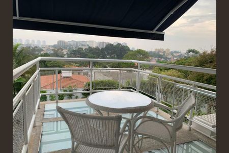 Casa à venda com 594m², 5 quartos e 6 vagas