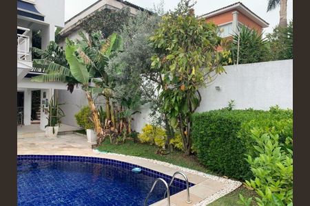 Casa à venda com 594m², 5 quartos e 6 vagas