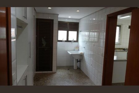 Apartamento à venda com 251m², 4 quartos e 3 vagas
