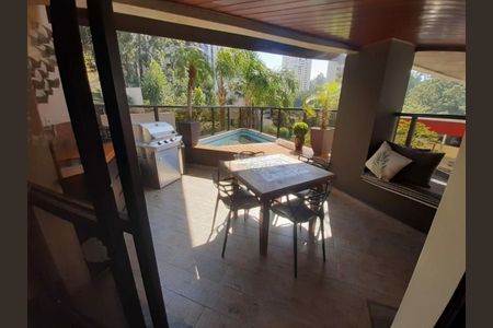 Apartamento à venda com 235m², 2 quartos e 3 vagas