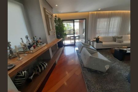 Apartamento à venda com 235m², 2 quartos e 3 vagas