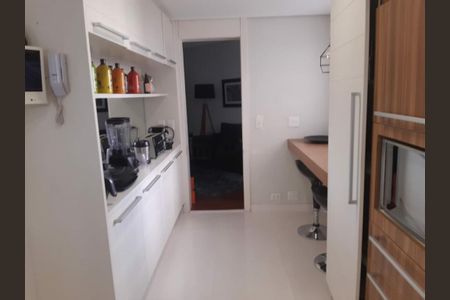 Apartamento à venda com 235m², 2 quartos e 3 vagas