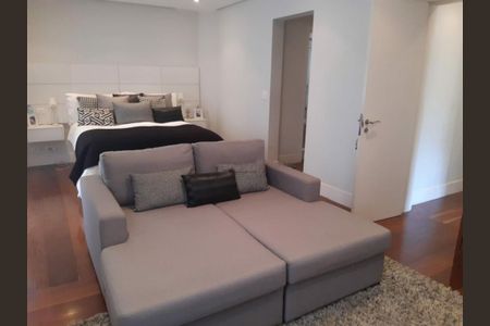 Apartamento à venda com 235m², 2 quartos e 3 vagas