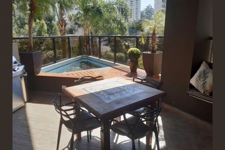 Apartamento à venda com 235m², 2 quartos e 3 vagas