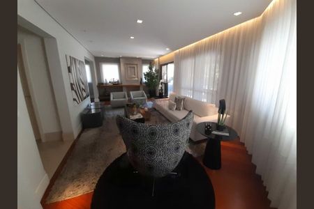 Apartamento à venda com 235m², 2 quartos e 3 vagas