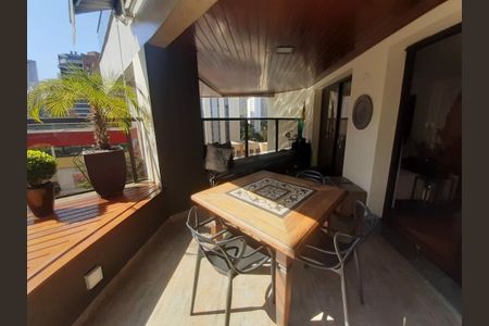 Apartamento à venda com 235m², 2 quartos e 3 vagas
