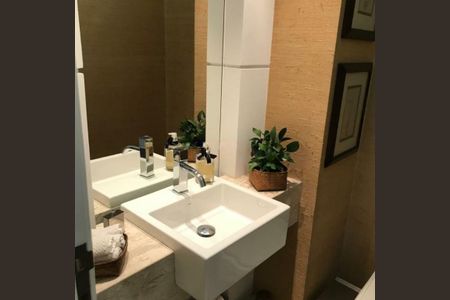 Apartamento à venda com 223m², 4 quartos e 4 vagas