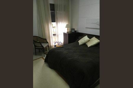 Apartamento à venda com 223m², 4 quartos e 4 vagas