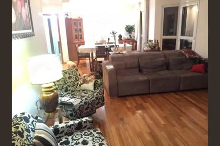 Apartamento à venda com 130m², 3 quartos e 4 vagas