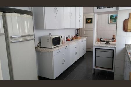 Apartamento à venda com 160m², 3 quartos e 2 vagas