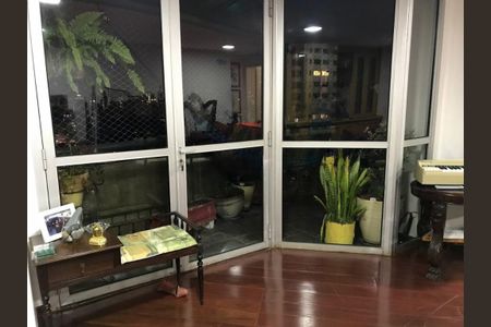 Apartamento à venda com 160m², 3 quartos e 2 vagas