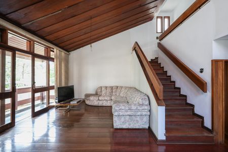 Sala de casa à venda com 5 quartos, 223m² em Vila Sonia, São Paulo