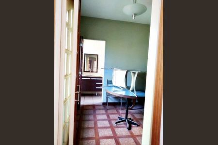 Casa à venda com 207m², 3 quartos e 4 vagas