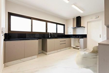 Apartamento à venda com 210m², 3 quartos e 3 vagas
