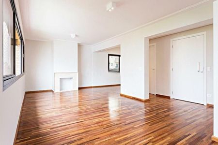 Apartamento à venda com 210m², 3 quartos e 3 vagas