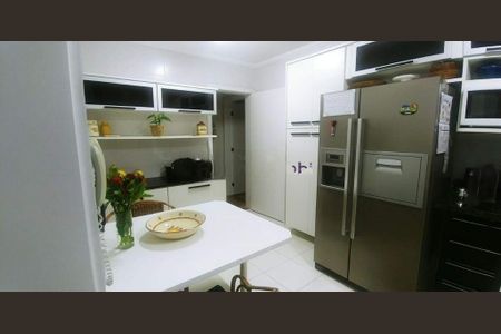 Apartamento à venda com 155m², 4 quartos e 3 vagas