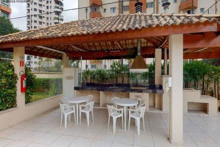 Apartamento à venda com 155m², 4 quartos e 3 vagas