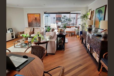 Apartamento à venda com 155m², 4 quartos e 3 vagas