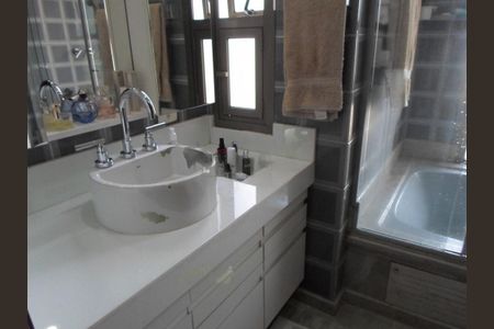 Apartamento à venda com 425m², 4 quartos e 4 vagas