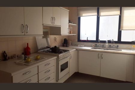 Apartamento à venda com 210m², 3 quartos e 3 vagas
