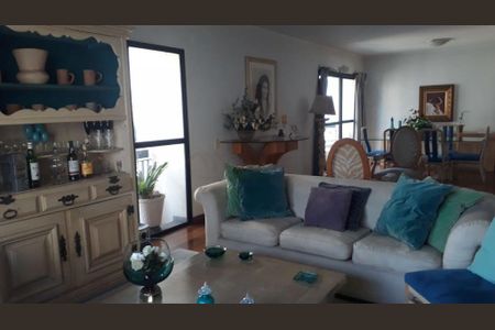 Apartamento à venda com 210m², 3 quartos e 3 vagas